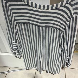 Beautiful Faith and Joy blue and white blouse. Size XL. True to size. Rayon